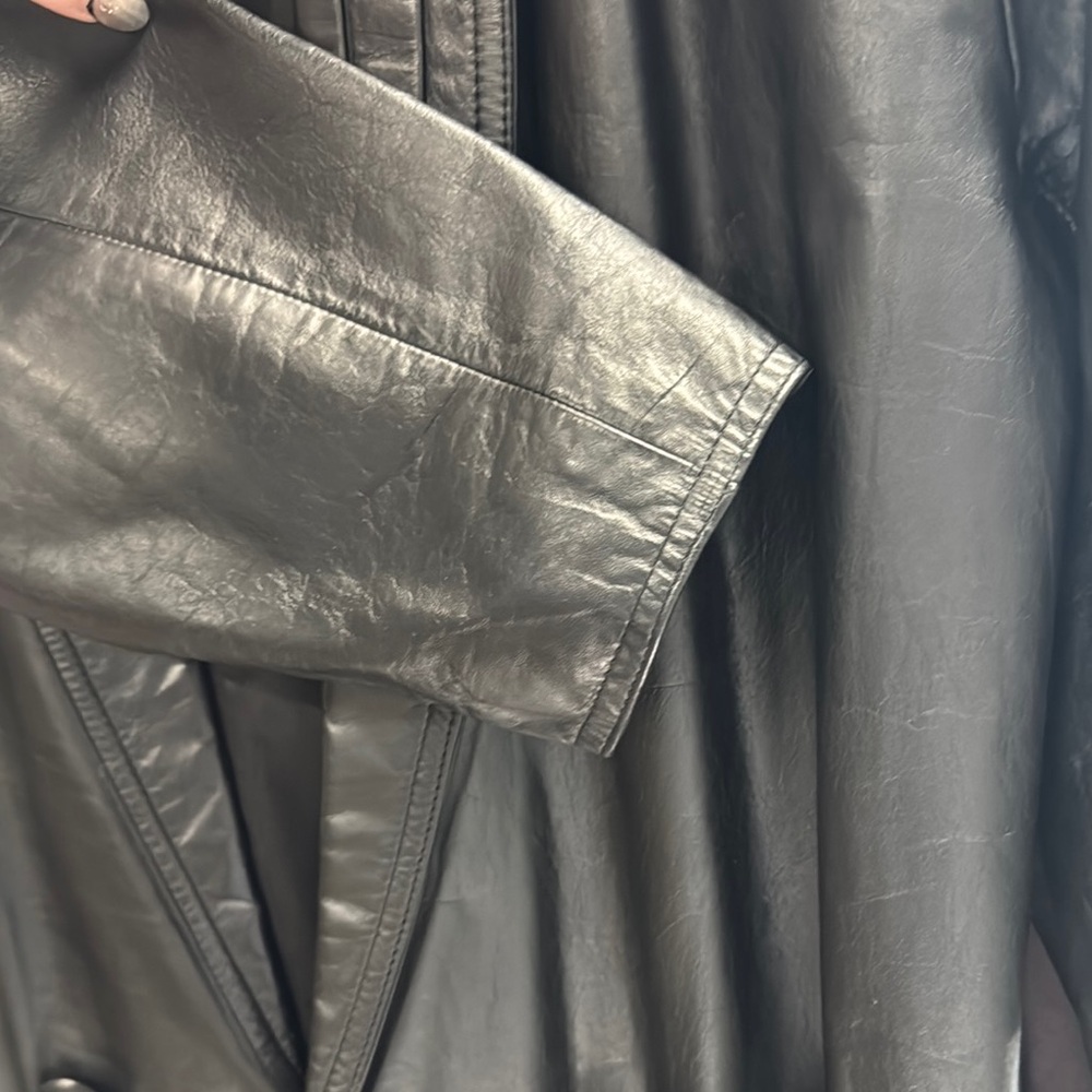 Vintage Black Leather Women's Coat - Picture 5 of 6